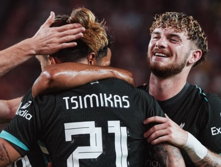 乐鱼app-亚伦布什内尔站40秒