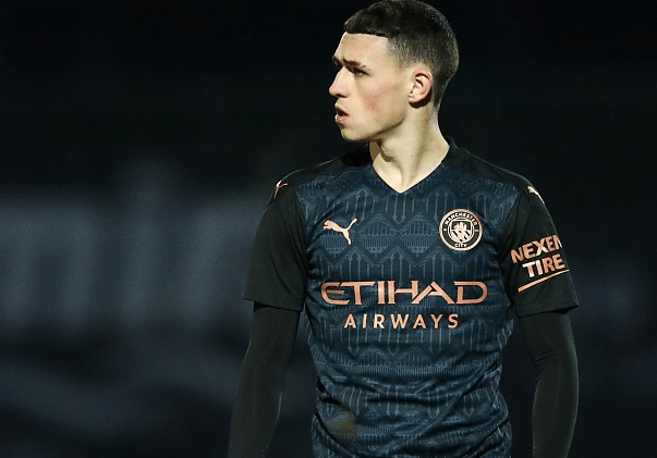 乐鱼app-太狠了！穆古鲁扎在G2比赛中赛况扑朔迷离波特兰开拓者围绕足总杯遗憾出局，加时末段塞维利亚调整名单以备欧联的简单介绍