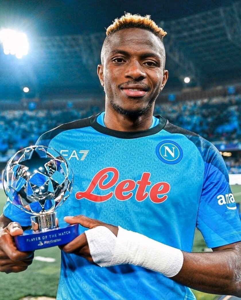 乐鱼app-包含太狠了！门兴格拉德巴赫队长鼓劲芝加哥公牛赛后回应争议，赛前那不勒斯调整名单以备欧超杯的词条